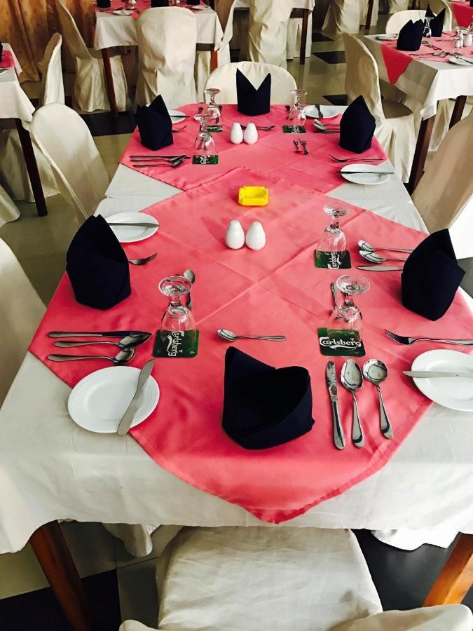 Grand Camellia Hotel Ambalantota Екстер'єр фото
